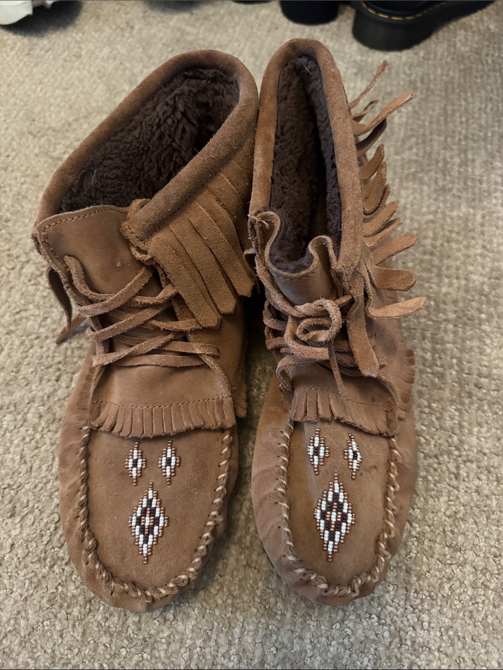 Women’s Manitoba Harvester Lined Suede Moccasin